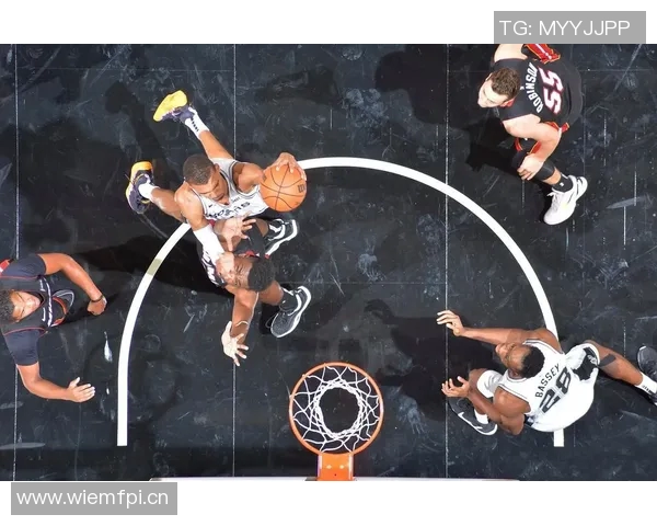 文班亚马再创佳绩27分18篮板6助攻5封盖展现超凡实力与稳定表现 文班亚马再创佳绩27分18篮板6助攻5封盖展现超凡实力与稳定表现