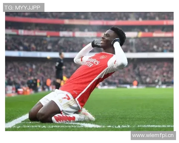 阿森纳与纽卡比赛裁判失误麦克风未关致萨卡被误听解释