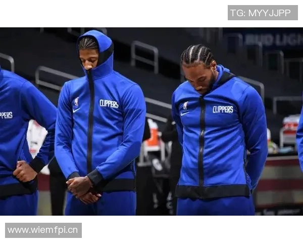 保罗赞扬快船主场球迷热情洋溢表达对球队和球迷的深厚爱意 保罗赞扬快船主场球迷热情洋溢表达对球队和球迷的深厚爱意