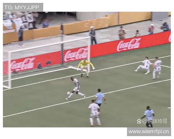 卡卢卢回忆托尼帕克劝留里昂并谈尤文心结与追随历程