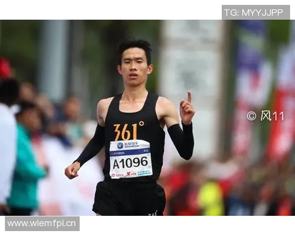 布劳恩神勇表现8投全中仅用22分钟砍下19分2板2助2断再创佳绩