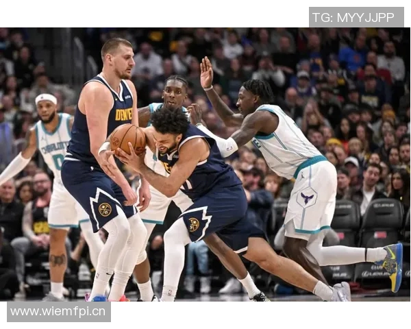 多支球队争抢保罗湖人掘金火箭尼克斯均表达兴趣 多支球队争抢保罗湖人掘金火箭尼克斯均表达兴趣