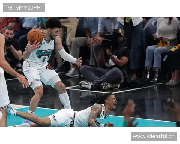 掘金终结雷霆连胜快船本赛季面临更大压力与挑战 掘金终结雷霆连胜快船本赛季面临更大压力与挑战