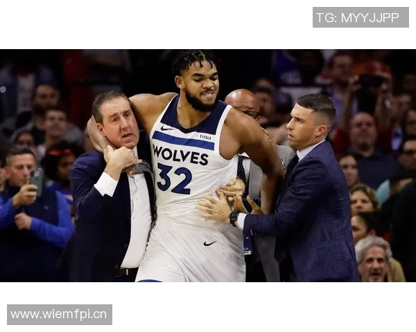 历史上六对背靠背同队球员获最佳新秀文班与卡斯尔嘴哥与唐斯在列 历史上六对背靠背同队球员获最佳新秀文班与卡斯尔嘴哥与唐斯在列