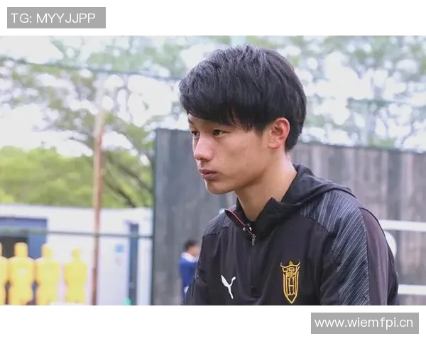 上田绮世状态火热半场梅开二度助力球队领跑荷甲射手榜 上田绮世状态火热半场梅开二度助力球队领跑荷甲射手榜