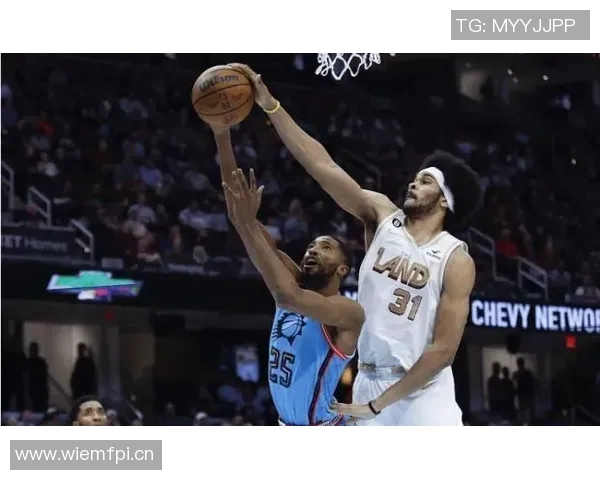 迈尔斯布里奇斯表现出色14投6中贡献17分4篮板三分球命中率高达50 迈尔斯布里奇斯表现出色14投6中贡献17分4篮板三分球命中率高达50